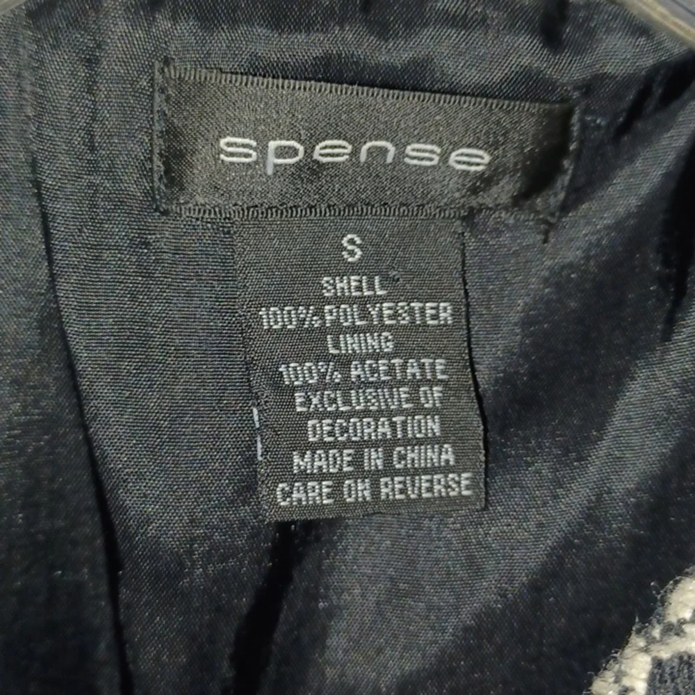 Women's S Spense Coat - Picture 6 of 9